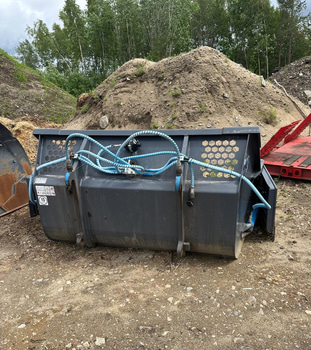 Klaffskopa, SE Equipment 3.7 m3. B=2 600 mm. Volym 3 700 l. -2023