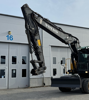 Materialhanterare Volvo EW180E -2015