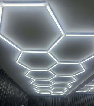 LED hexagon belysning 4840 x 2430 mm - fri frakt