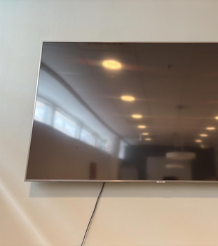 TV Samsung TU715 65 tum 4K