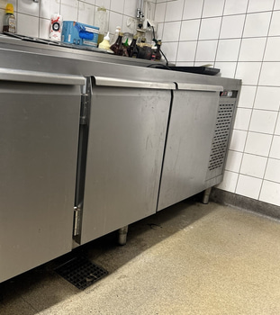 Köksbänk med kylförvaring, Rostfri