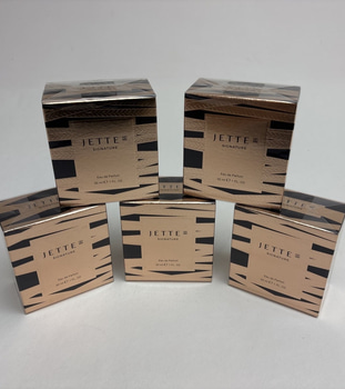 Parfymer Jette Signature