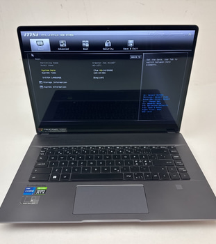 Bärbar dator MSI Creator Z16 15,6 tum
