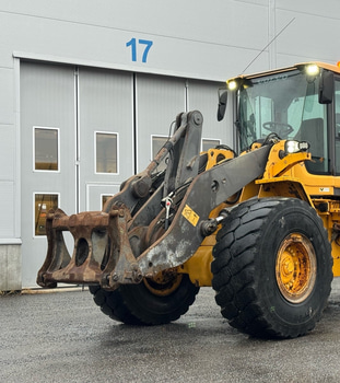 Hjullastare Volvo L120F -2009