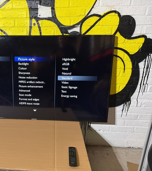 Philips 65BDL3000Q – 65″ Q-Line Digital Signage-display