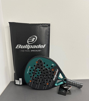 Padelracket, Bullpadel, Hack 04 Hybrid, svart/turkos/vit/orange.