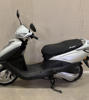 Scooter Re-Volta RS7 -2022 | Lätt motorcykel
