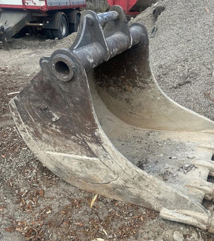 1 Götene Grävskopa, tandad 1800L S70 tand J-450 5 st tänder - s/n 43238-