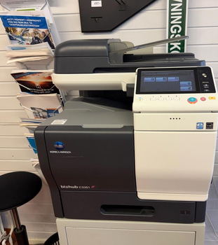Konica Minolta bizhub C3351 – Färg multifunktionsskrivare