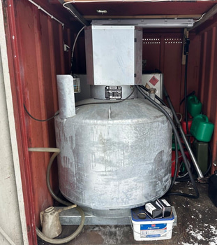 Tankstation i container bensin 1000 lit Diesel 1000 liter godkända tankar och avluftning