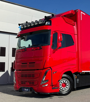 Fjärrbil Volvo FH13 6x2 I-Shift -2023 | Ekeri | Full-luft