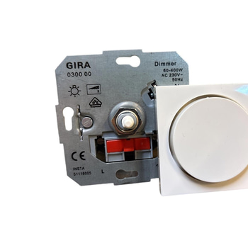 9 ST. GLÖDLAMPSDIMMER MED TÄCKPLATTA GIRA, SYSTEM 55, KRITVIT, 60-400W