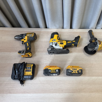 3 st batterimaskiner Dewalt