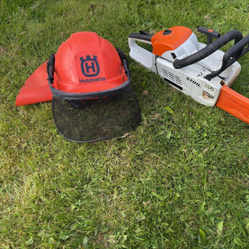 Motorsåg Stihl MS 201 C inklusive hjälm