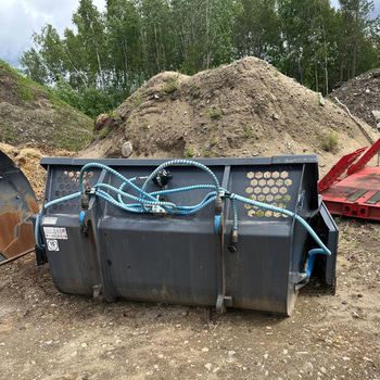 Klaffskopa, SE Equipment 3.7 m3. B=2 600 mm. Volym 3 700 l. -2023
