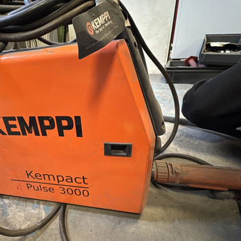 Svets Kemppi Kempact Pulse 3000