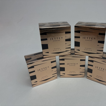 Parfymer Jette Signature