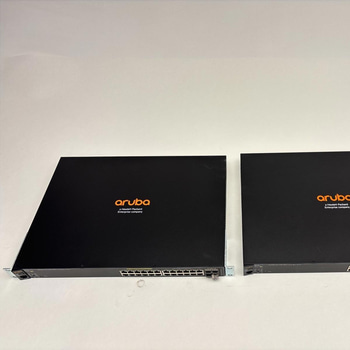 2 st. Nätverksswitch Aruba, 2530 24G poE+ switch j9773a