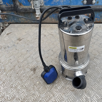 Dränkbar vattenpump Power