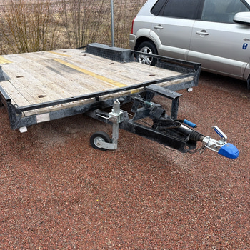 Biltransportsläp BCW - 2000 kg – Dubbelaxlad – Besiktigad