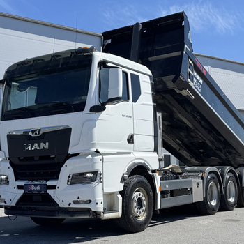 Schaktbil MAN TGX 35.510 8X4-4 BL CH -2022 | Zetterbergs