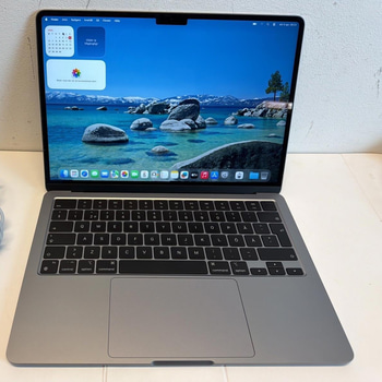 Laptop Apple MacBook Air, M2, 16 GB RAM
