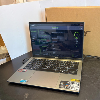 Laptop Acer Swift Go 14, Ryzen 7, 16 GB RAM