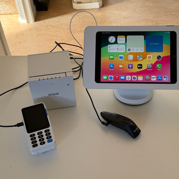 Kassasystem med iPad gen 9, kortläsare, kvittoskrivare och streckkodsläsare