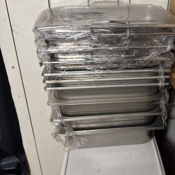 Gastronormkärl, 9 st, en plastkantin
