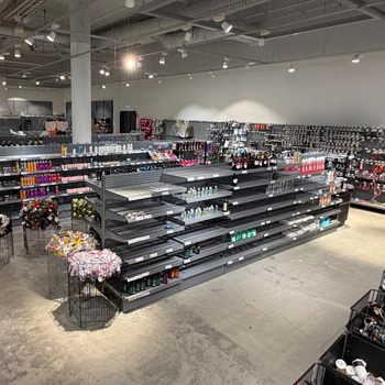 Komplett butiksinredning från ONGO Heron City (2000m²)