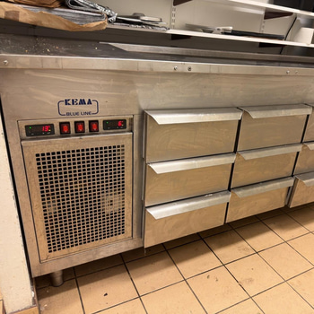 Kallskänksbänk KEMA Blue Line, 12 draglådor, 200 cm