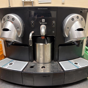 Nespresso Gemini CS 220 Pro