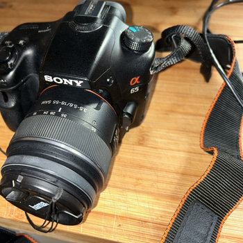 Kamera Sony Alpha 65, 3,5-5,5/ 18-55mm Sony objektiv