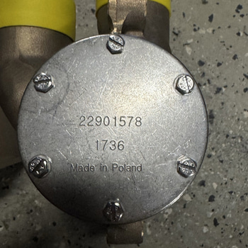 Sjövattenpump Volvo, med remskiva