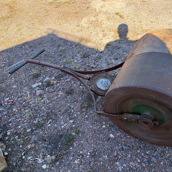 Vintage handvält i gjutjärn – klassisk modell