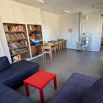 Rum #7 - möbler, spel, lego, tv, filmer och böcker