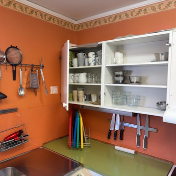 Parti diverse köksutrustning och husgeråd