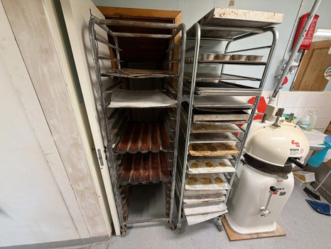 Stickvagnar och ugnsplåtar