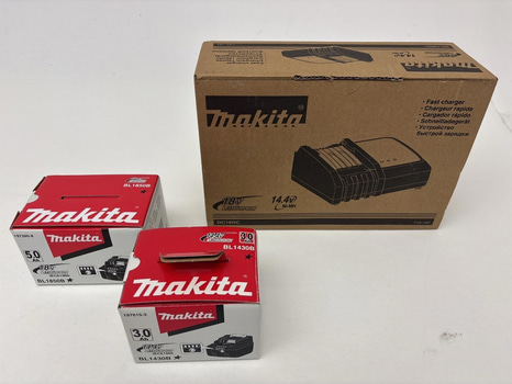 Laddare Makita LXT inkl. 2 st. batterier 14,4V / 18V