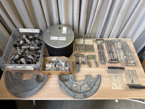 Lastbilstillbehör/delar