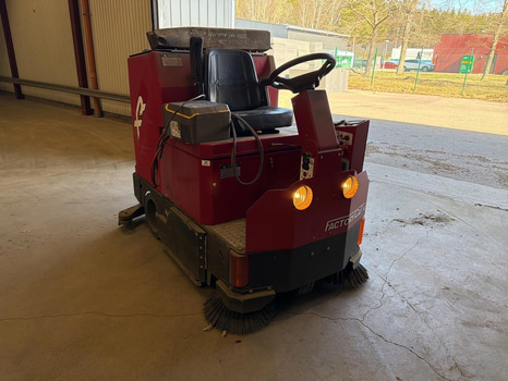 Skurmaskin Factory Cat RPS XR34C