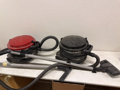 2 st Nilfisk dammsugare