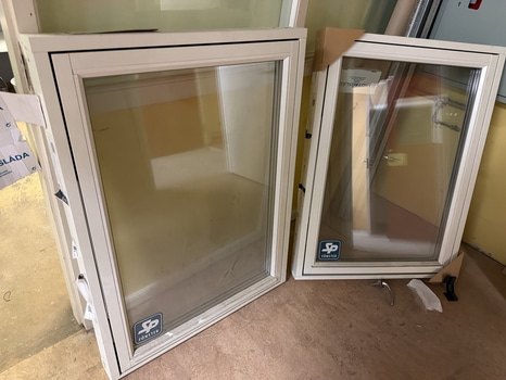 2 st SP fönster 9-12