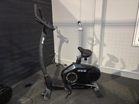 Träningscykel Master Black Edition B40