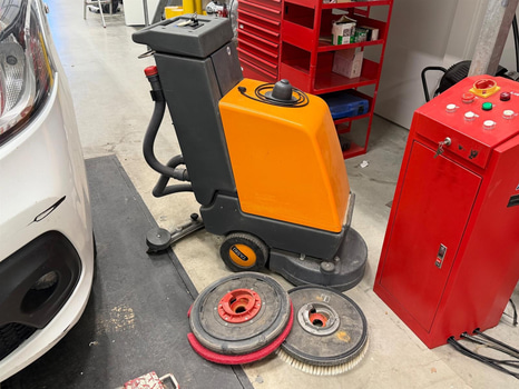 Golvskurmaskin TASKI CO 600, batteri, 24 V