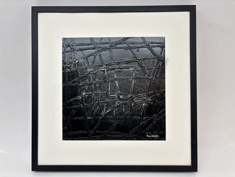 Tavla i ram signerad: ”Romina Wainsten”