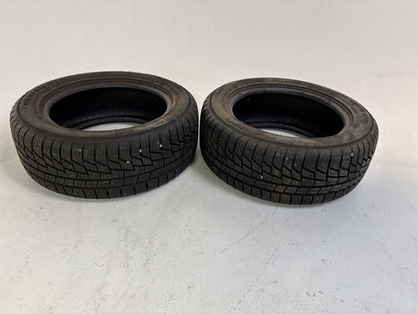 2 st. Däck Nokian WR, 215/55R16 97VXL