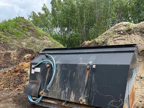 Sandspridarskopa L, SE Equipment. B=2 485 mm. 3 350 l. -2023