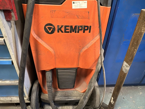Svets Kempact 323A