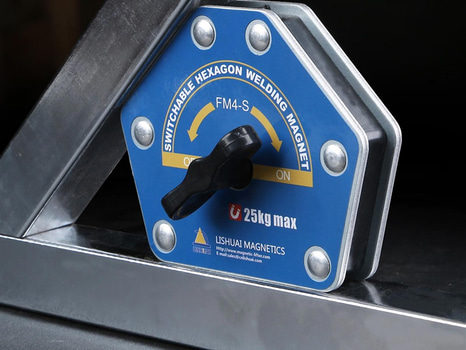 Parti med svetsmagneter, 30–40 kg i dragkraft, totalt 12 st - fri frakt